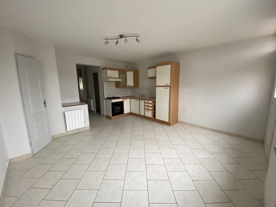 APPARTEMENT T2 avec place de parking - Photo 1