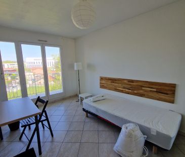 Location Appartement 3 pièces 63m² VILLEURBANNE 69100 - Photo 4
