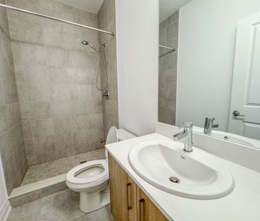 For Lease - 22 Direzze Court, Richmond Hill, Ontario - Photo 5
