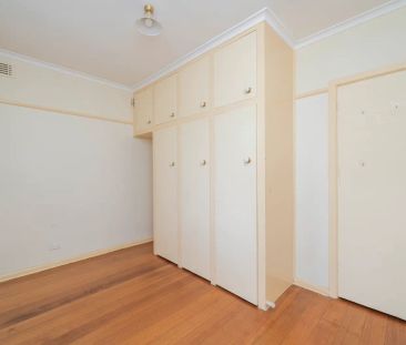 Family Style - Four Bedrooms Plus A Study - Photo 6