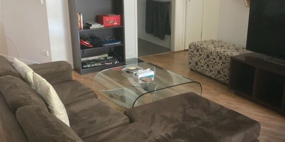 Two Bedroom 1 bathroom fully furnished-Pending application - Photo 3