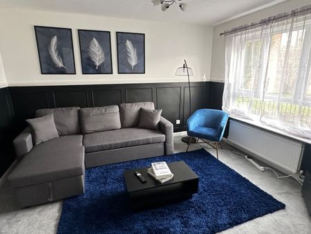 3 Bed Terraced House, Manchester, M16 - Photo 3