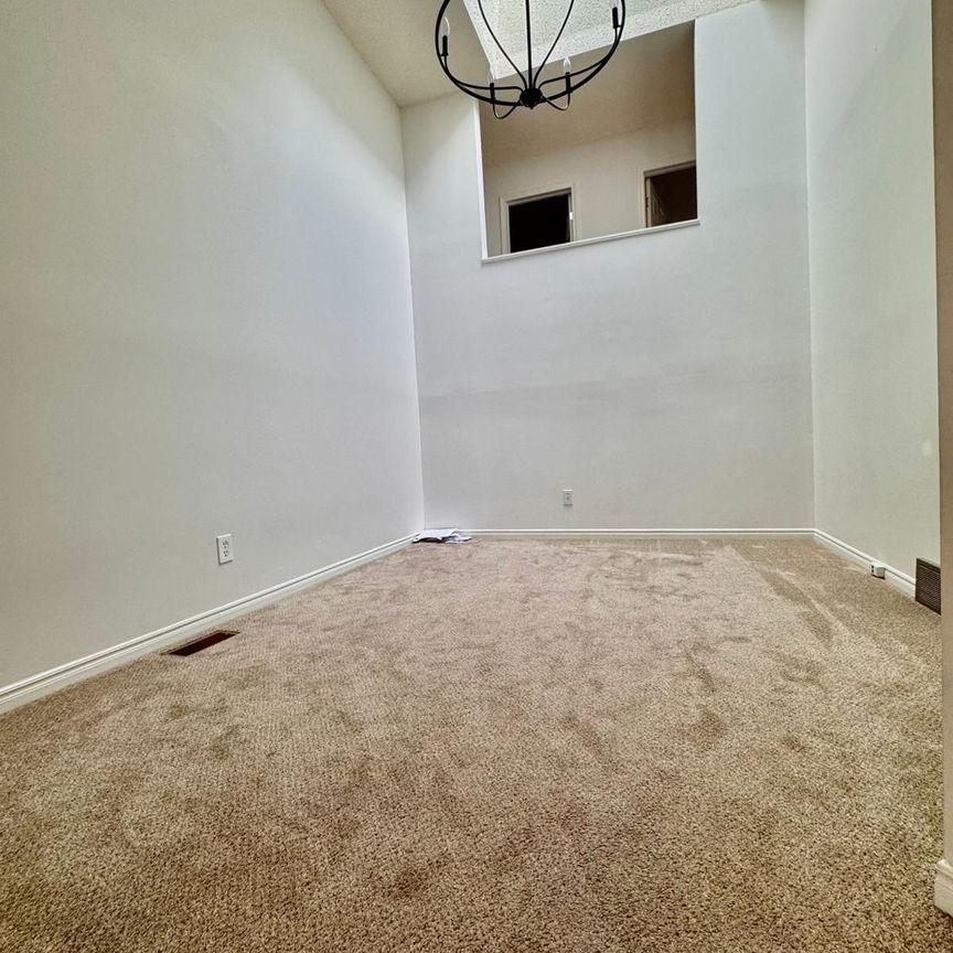 For Lease - 140 Dinison Crescent, Kitchener, Ontario - Photo 1