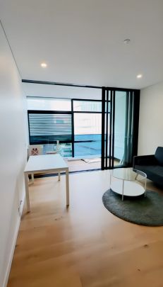 1 bed 1 bath - Photo 1