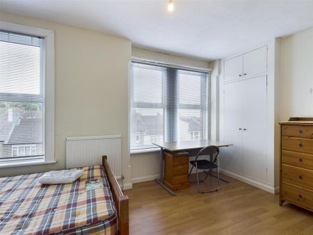 3 bedroom terraced house to rent - Photo 2