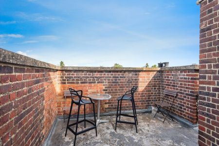 Market Place - Photo 2