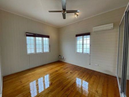 4 Ninth Avenue - Photo 2