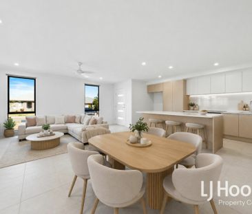 Brand New - Practical, Modern & Low Maintenance - Photo 3