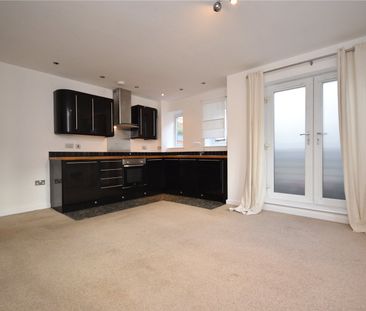 Troy Hill, Morley, Leeds, West Yorkshire, LS27 8GF - Photo 4