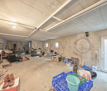 SPACIOUS STANDING IDEAL FOR FAMILY - Photo 2