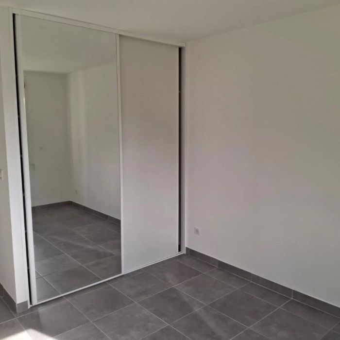 Location Appartement 88.9m² 4 pièces Fort de france - Photo 1