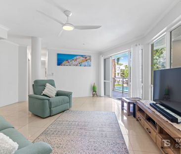 Fully Furnished Spacious and Serene 3-bedroom Apartment Walking Dis... - Photo 1