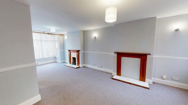3 bedroom flat to rent - Photo 1