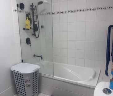 Hope Island - Photo 1