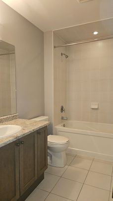 For Lease - 96 Fortis Crescent, Bradford West Gwillimbury, Ontario - Photo 1