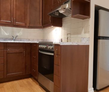 For Lease - 195 Carlton Street Unit# Unit #1, Toronto, Ontario - Photo 6