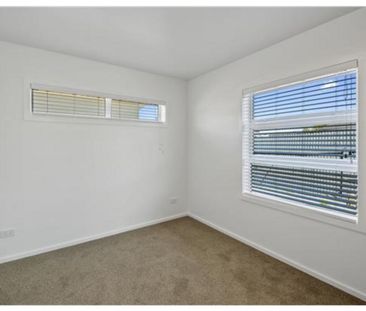 15 Dennitt Street, New Brighton - Photo 2