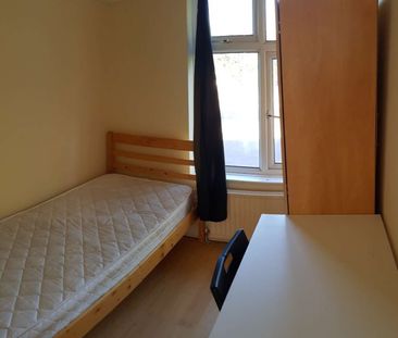 Watford Way Room GA - Photo 1