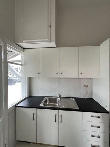 Two Bedroom Unit in the Heart of the Central City - Photo 3