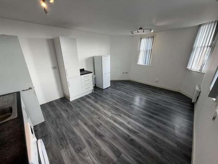 Salisbury Road, Smethwick, B66 - Photo 4