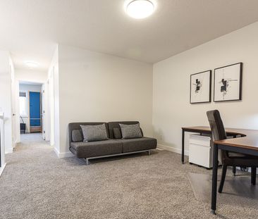 467 Rowmont Boulevard Northwest, Calgary - Photo 3