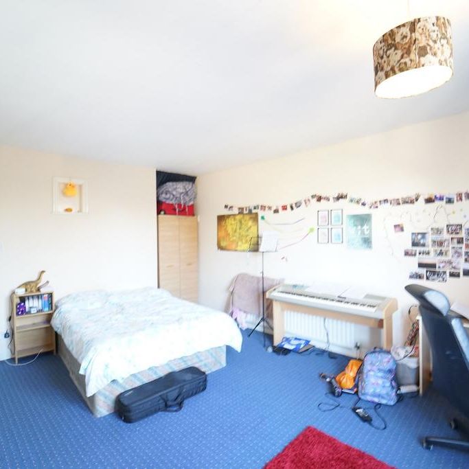 3 bedroom house to rent - Photo 1