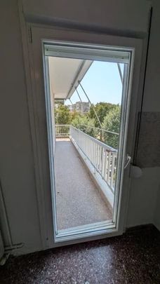 Διαμέρισμα για ενοικίαση Κέντρο (Χαριλάου) - Photo 1