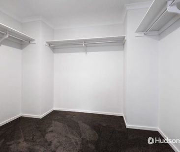 Spacious family home - Photo 4