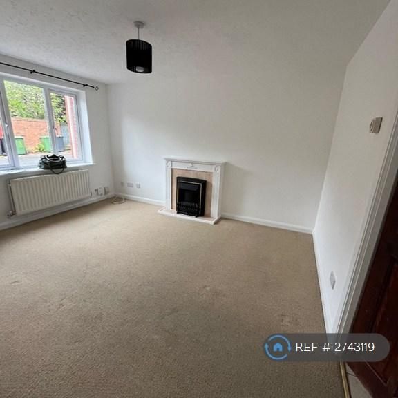 2 bedroom end of terrace house to rent - Photo 1