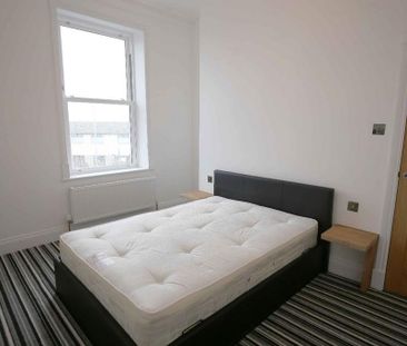 2 bedroom maisonette to rent - Photo 6