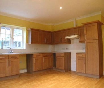 4 bedroom house to rent - Photo 1