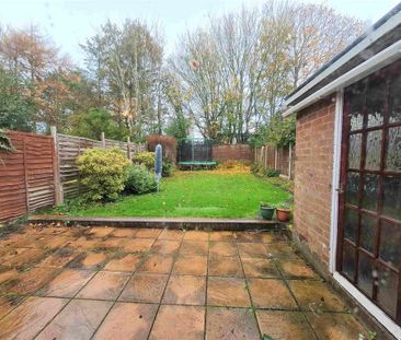 3 bedroom semi-detached house to rent - Photo 4