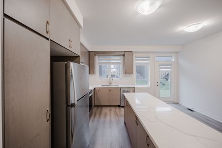 For Lease - 21 Gledhill Crescent, Cambridge, Ontario - Photo 5