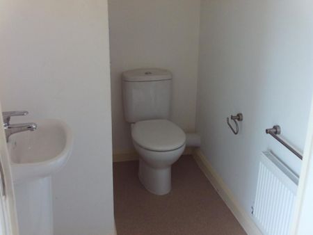 1 bedroom townhouse to rent - Photo 4