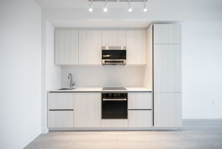 For Lease - 110 Broadway Avenue Unit# 2511, Toronto, Ontario - Photo 4