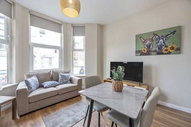 Apt 1, 27 Camden Street, Belfast BT9 6AT - Photo 1