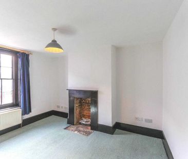 2 bedroom maisonette to rent - Photo 3
