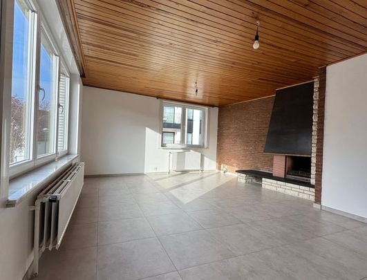 Appartement te huur - Photo 1