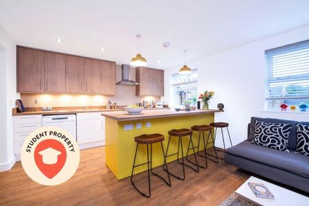 6 bedroom semi-detached house to rent - Photo 5