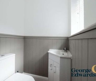 Moira Road Donisthorpe, DE12 - Photo 2