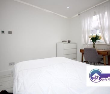 1 bedroom in a flat share to rent - Photo 4