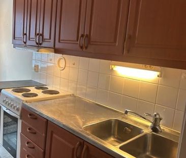 Kungsängen - 1rok - tillsv - 8.625kr/mån - Photo 4