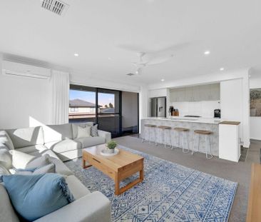 10 Allunga Way, Werribee VIC, Belconnen - Photo 3