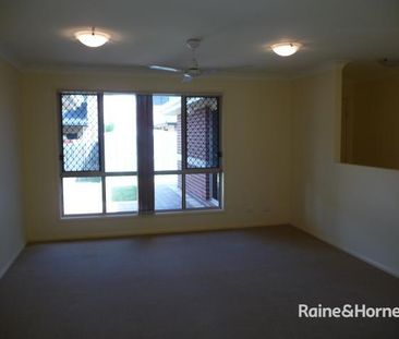 DECEPTIVELY LARGE HOME IN THE EVER POPULAR CASTLE HILL ESTATE - Photo 2