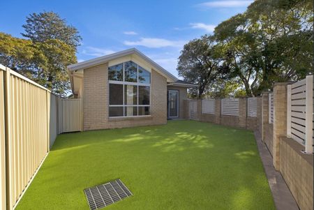 Stylish & Convenient Living in the Heart of Woy Woy - Photo 4