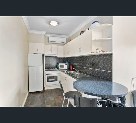 7/23 Military Road, West Beach, SA 5024 - Photo 2