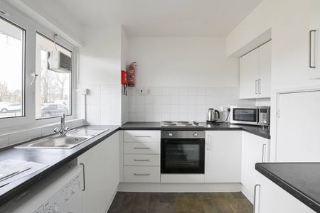 Room in a Shared House, St. James's Crescent, SW9 - Photo 5