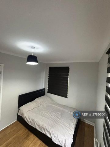 3 bedroom bungalow to rent - Photo 4