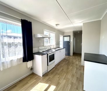 Sunny Glenholme - Glenholme - Photo 1