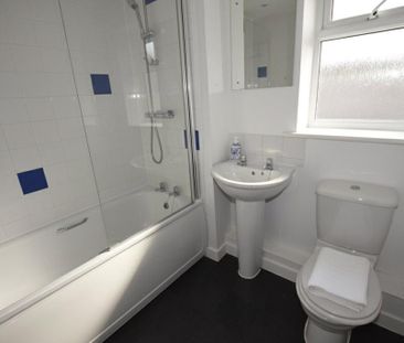 2 bedroom maisonette to rent - Photo 3